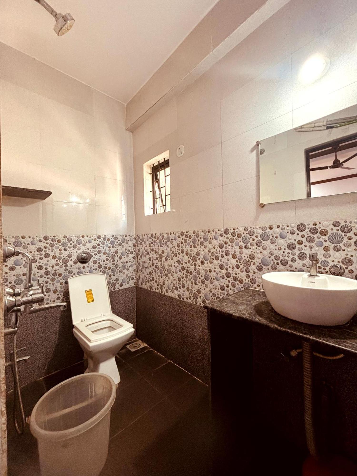 Hotel Harmony By Heaven Calangute Exterior photo
